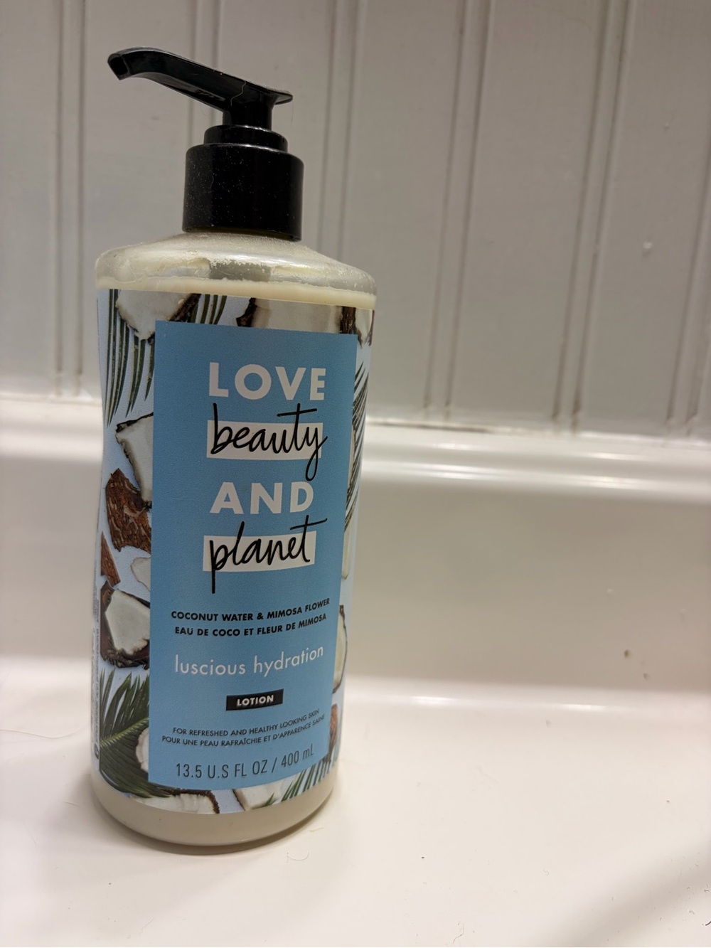 Love Beauty and Planet Luscious Hydration Lotion Coconut Water & Mimosa 13.5 oz